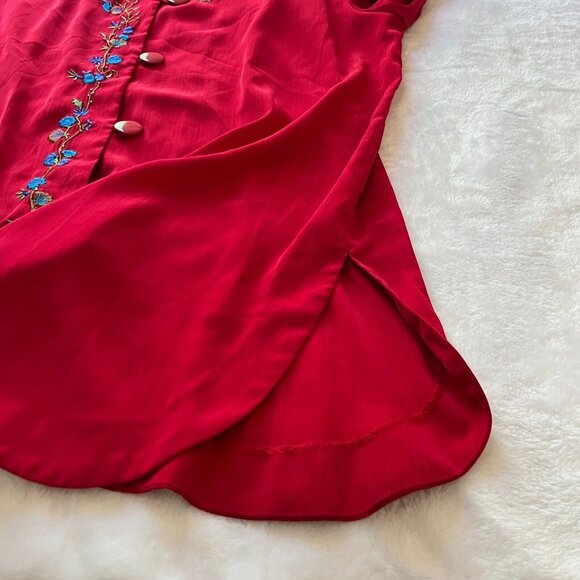 SG Sport Collection Womens Blouse Medium 10/12 Red Silky Embroidered Floral - Picture 7 of 9